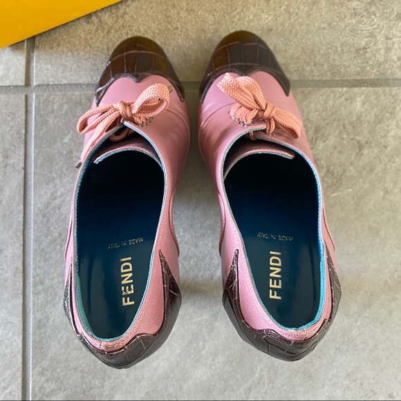 Women's Fendi Lace-Up Oxford Ankle Booties - Picture 6 of 11